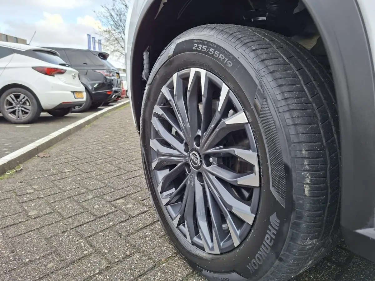 1.5 e-Power Tekna automaat / panoramadak / camera / leer / car play / parelmoer