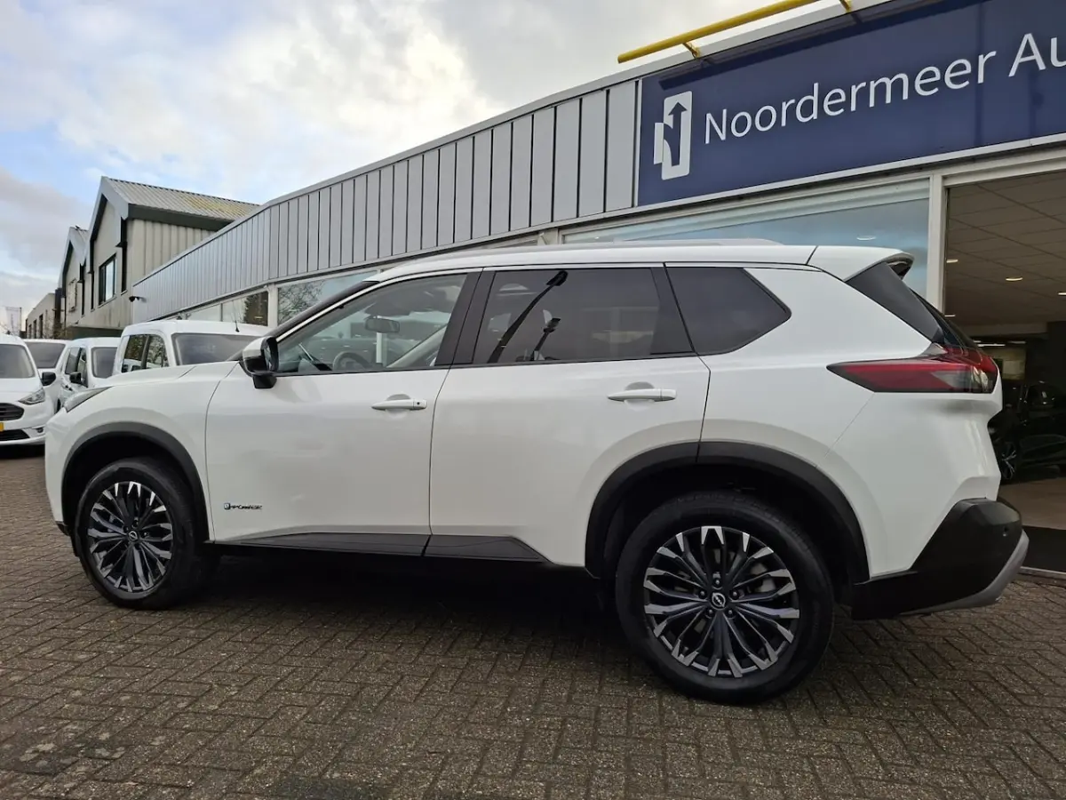 1.5 e-Power Tekna automaat / panoramadak / camera / leer / car play / parelmoer