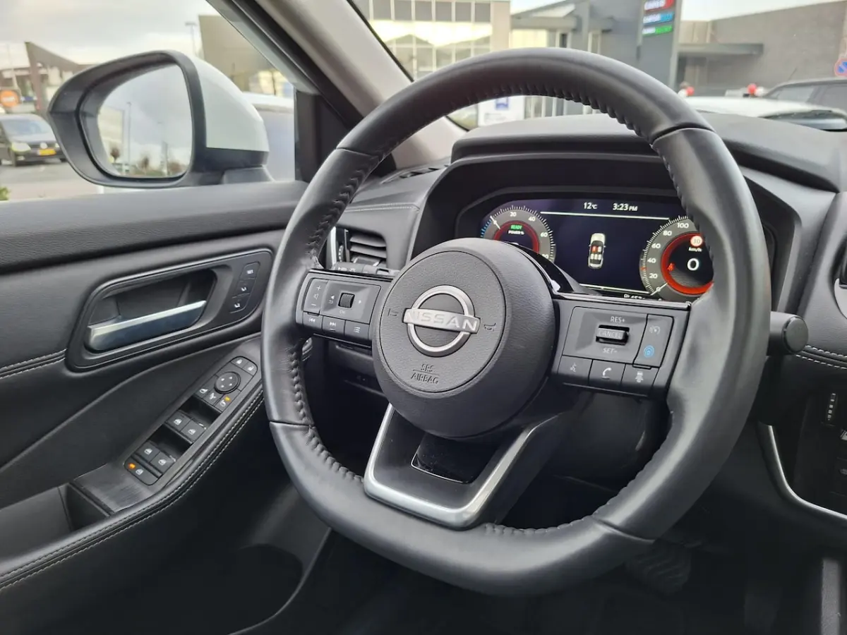 1.5 e-Power Tekna automaat / panoramadak / camera / leer / car play / parelmoer