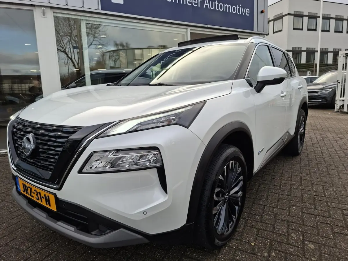 1.5 e-Power Tekna automaat / panoramadak / camera / leer / car play / parelmoer