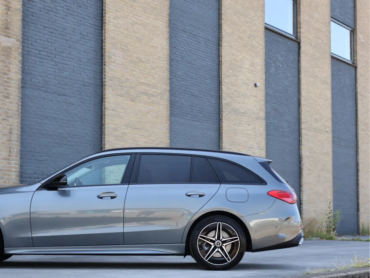 300 e AMG Line Night Pack | Distronic ACC | Sfeerverlichting | Camera