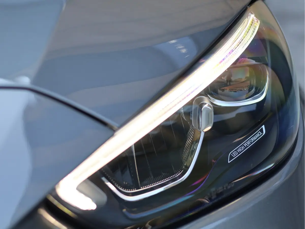 300 e AMG Line Night Pack | Distronic ACC | Sfeerverlichting | Camera