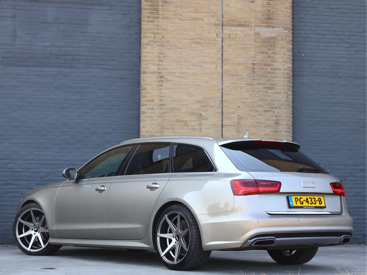 1.8 TFSI ultra S line Automaat 20'' JR20 | NL Auto | BOSE | Navi