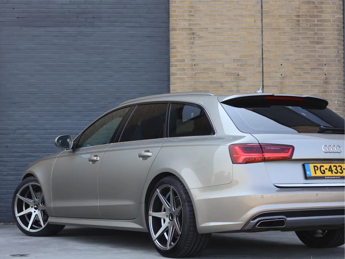 1.8 TFSI ultra S line Automaat 20'' JR20 | NL Auto | BOSE | Navi