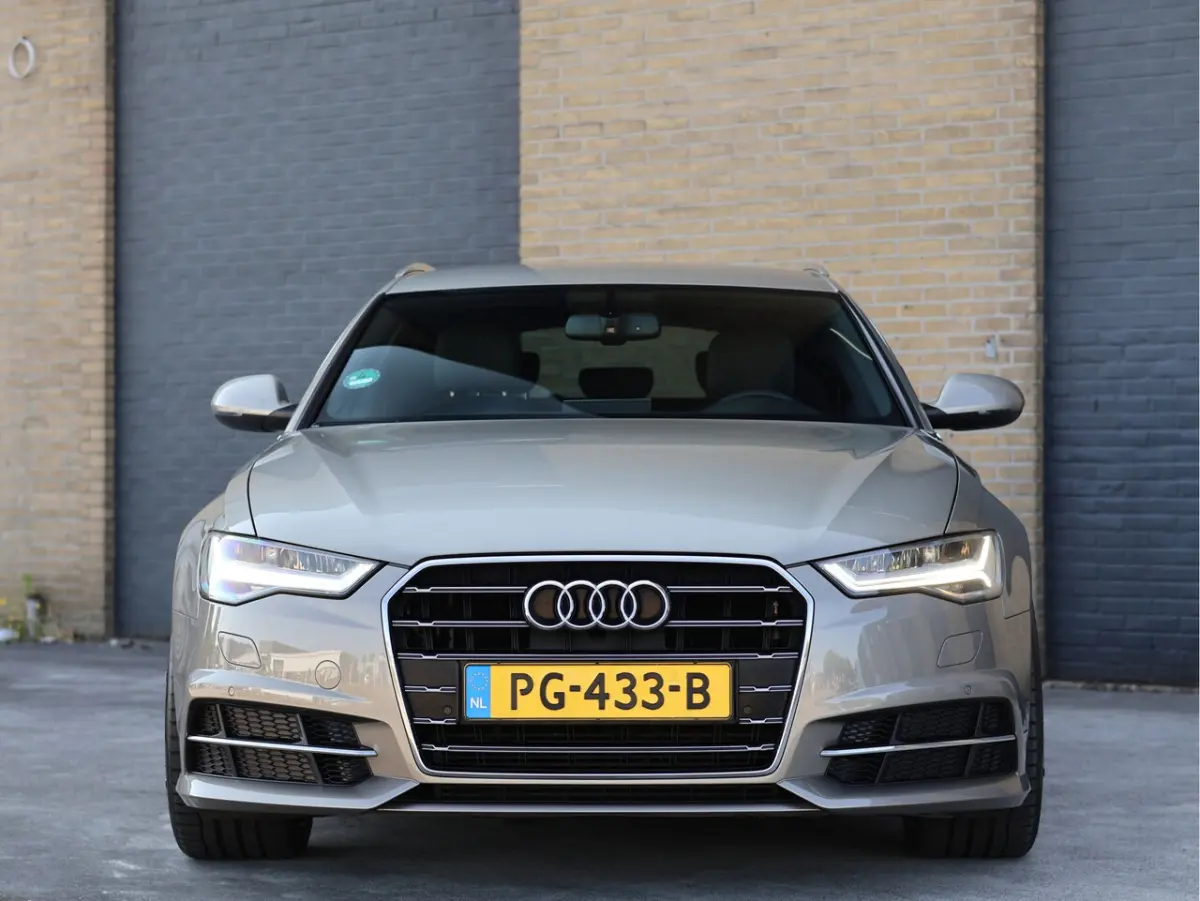 1.8 TFSI ultra S line Automaat 20'' JR20 | NL Auto | BOSE | Navi