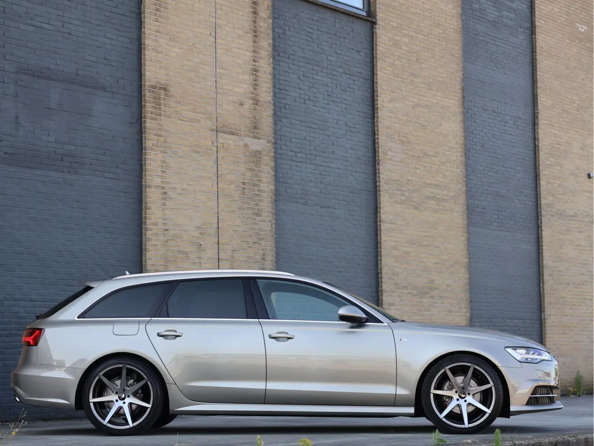 1.8 TFSI ultra S line Automaat 20'' JR20 | NL Auto | BOSE | Navi