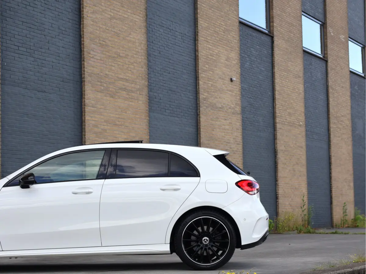 250 e AMG Line Pano | Sfeerverlichting | ACC | Night Pack | 19â AMG Zwart