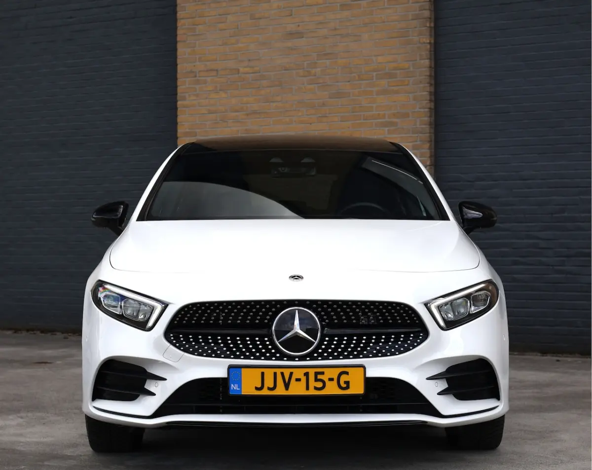 250 e AMG Line Pano | Sfeerverlichting | ACC | Night Pack | 19â AMG Zwart