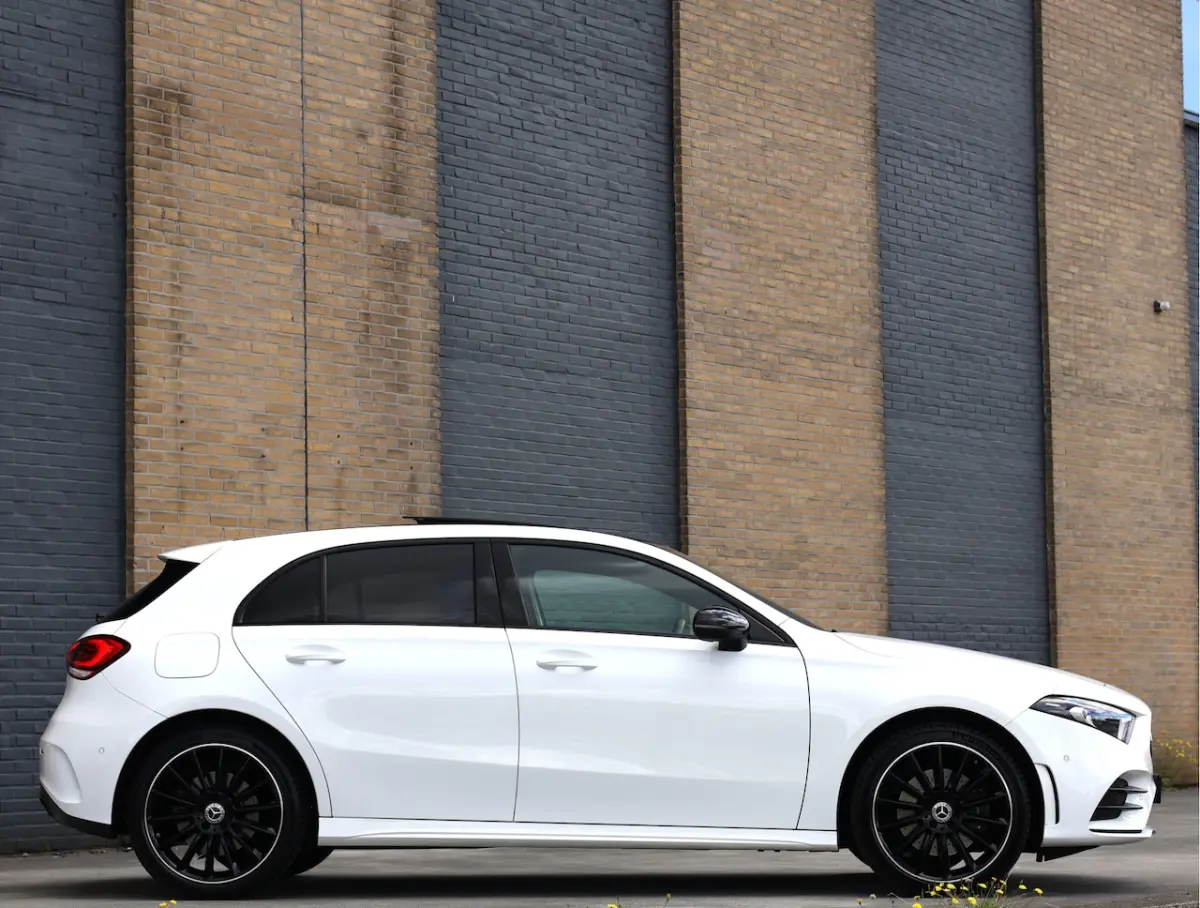 250 e AMG Line Pano | Sfeerverlichting | ACC | Night Pack | 19â AMG Zwart