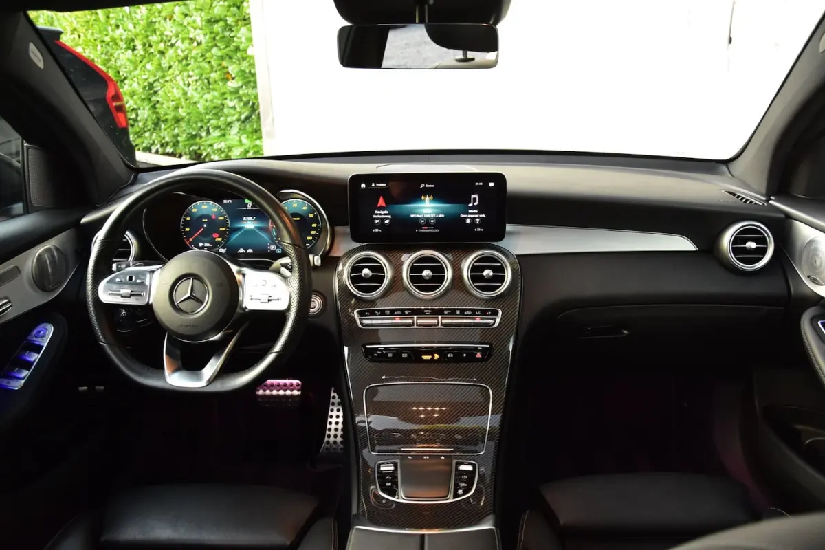 300e 4MATIC Business Solution AMG | Burmester | Schuif/Kanteldak | Trekhaak |