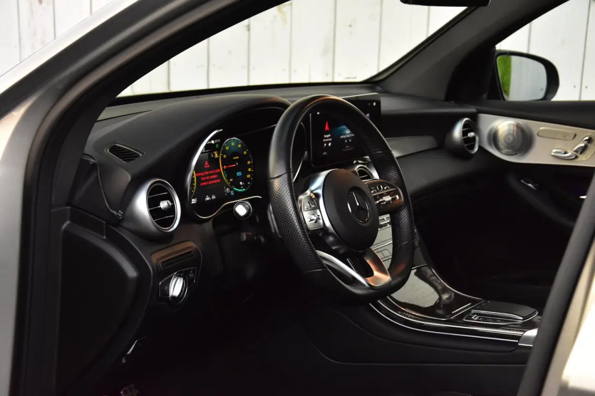 300e 4MATIC Business Solution AMG | Burmester | Schuif/Kanteldak | Trekhaak |