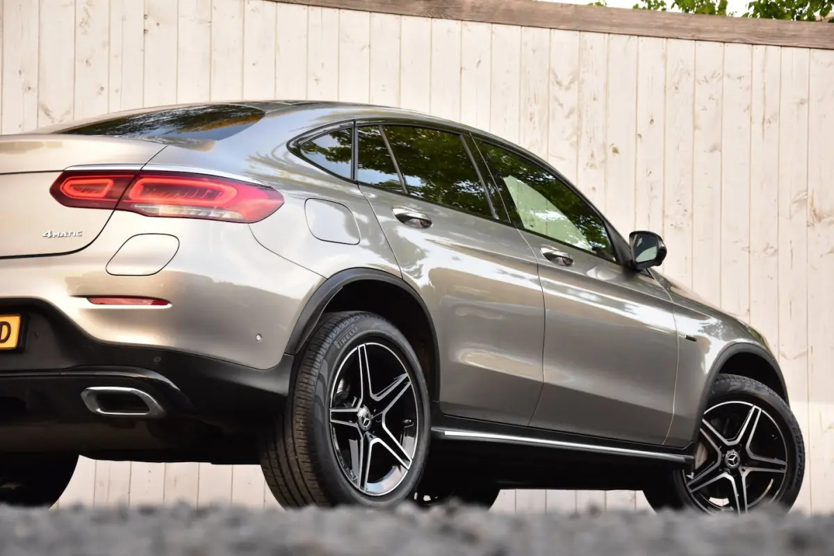 300e 4MATIC Business Solution AMG | Burmester | Schuif/Kanteldak | Trekhaak |