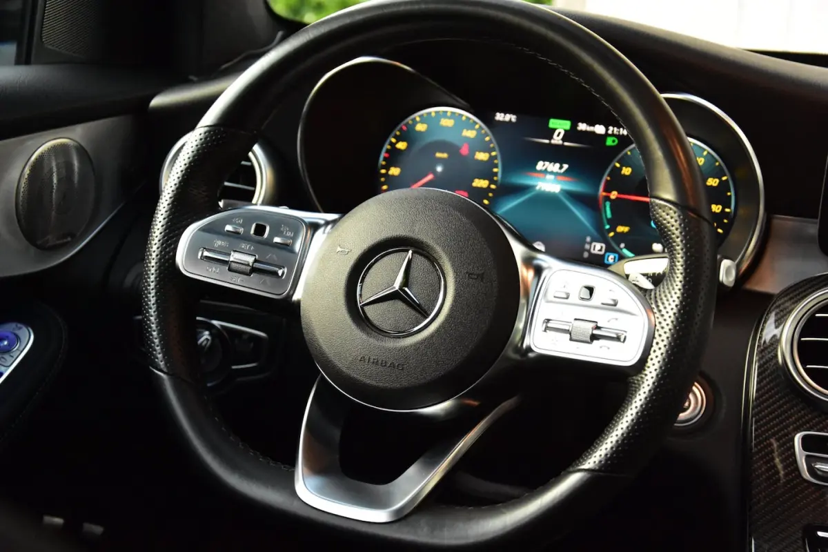 300e 4MATIC Business Solution AMG | Burmester | Schuif/Kanteldak | Trekhaak |