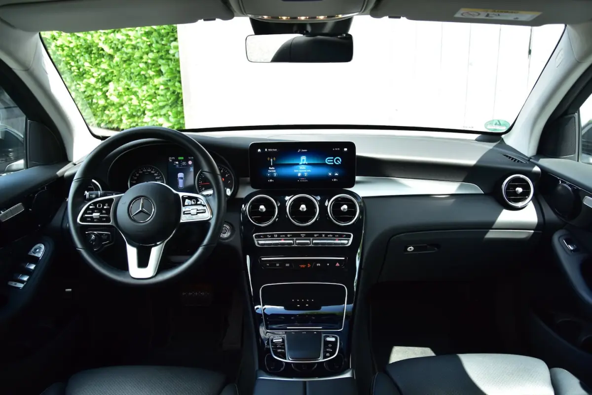 300e 4MATIC Business Solution AMG | Camera | Leer |