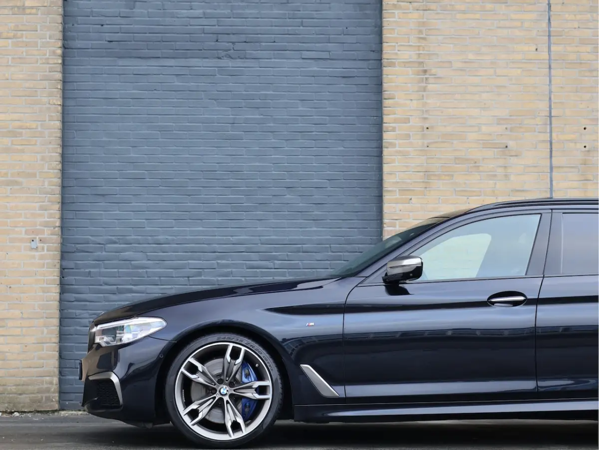 M550d xDrive M Sport | 400PK | Nappa Leder | Panorama | HUD | Harman/Kardon |