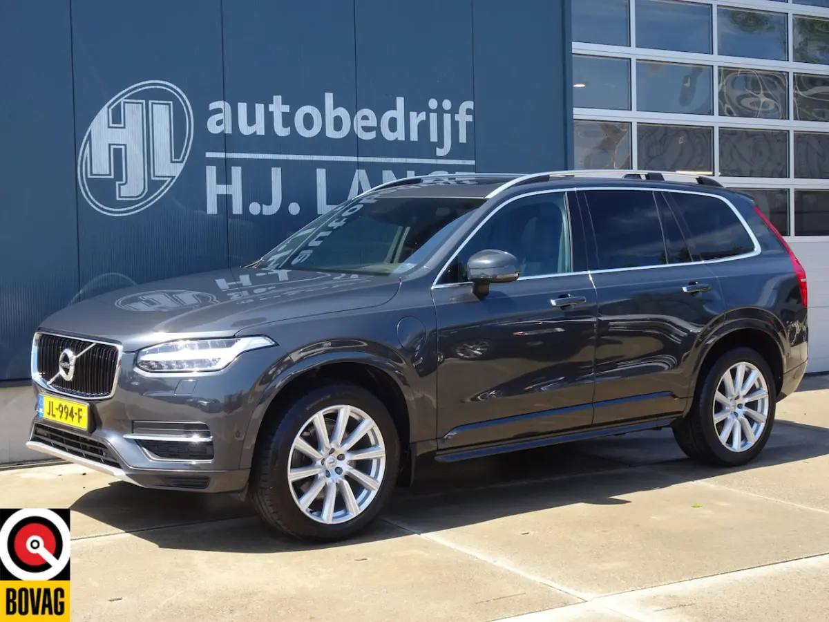 2.0 T8 Twin Engine AWD Momentum