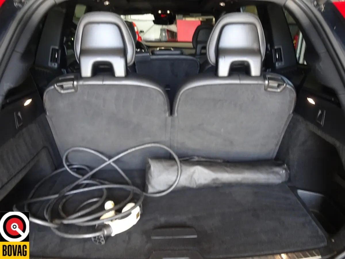 2.0 T8 Twin Engine AWD Momentum