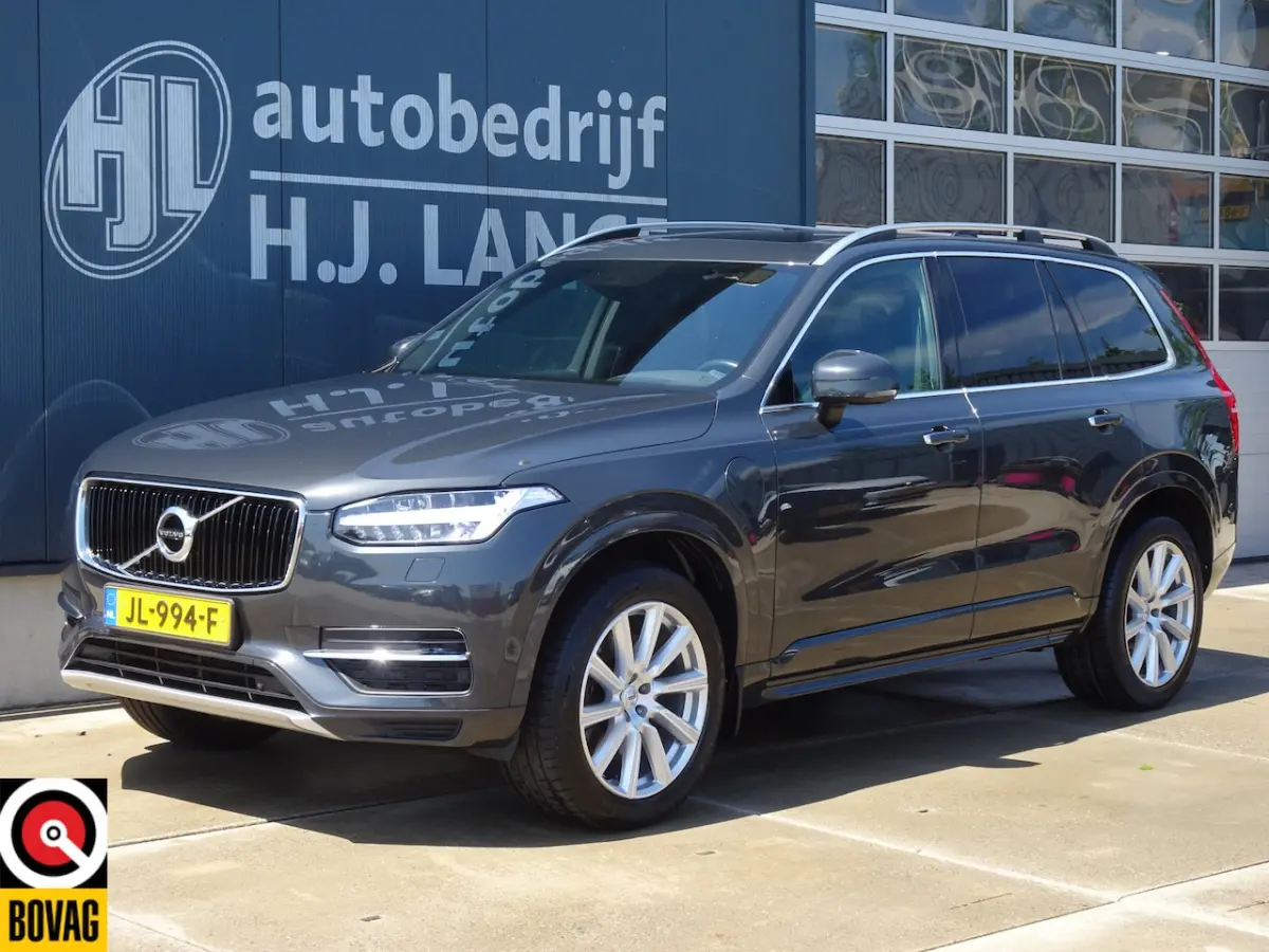 2.0 T8 Twin Engine AWD Momentum