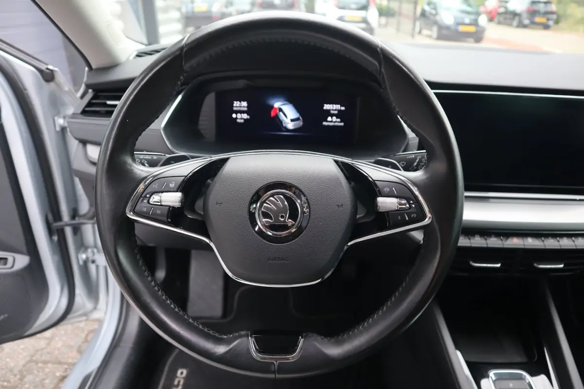 1.4 TSI iV PHEV Business Edition