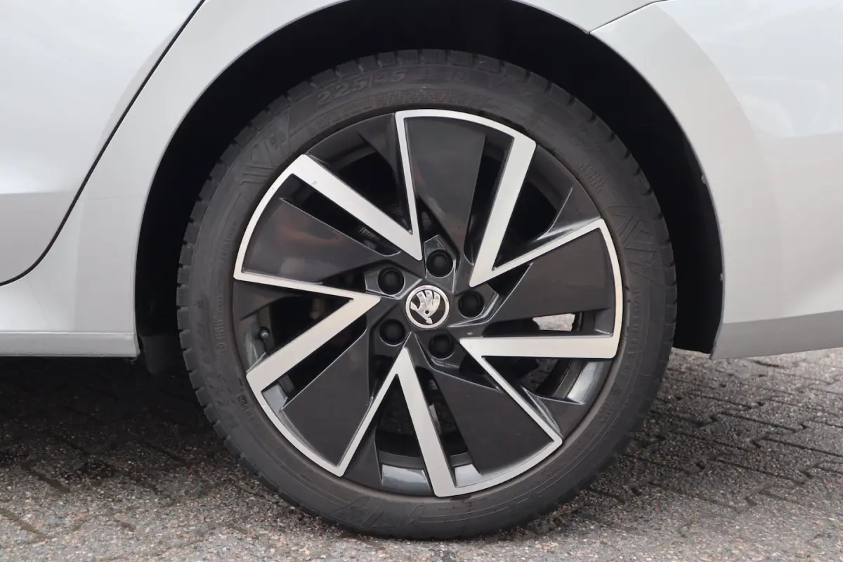 1.4 TSI iV PHEV Business Edition