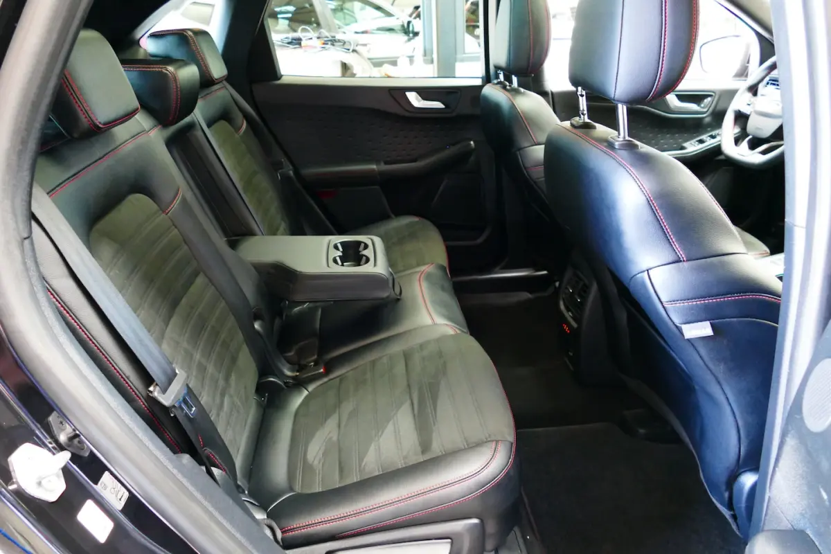2.5 PHEV ST-Line. Panodak, Adap Cruise, B&O, Stoel&StuurVerw, 19"LMV, Haak 1200kg