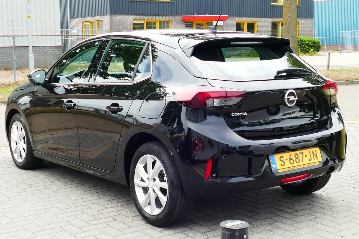 1.2 100pk Level 3. Clima, Cruise, Camera, Navi, 16"LMV, Carplay/Android