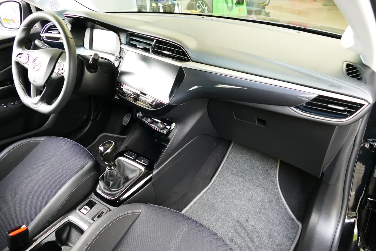 1.2 100pk Level 3. Clima, Cruise, Camera, Navi, 16"LMV, Carplay/Android
