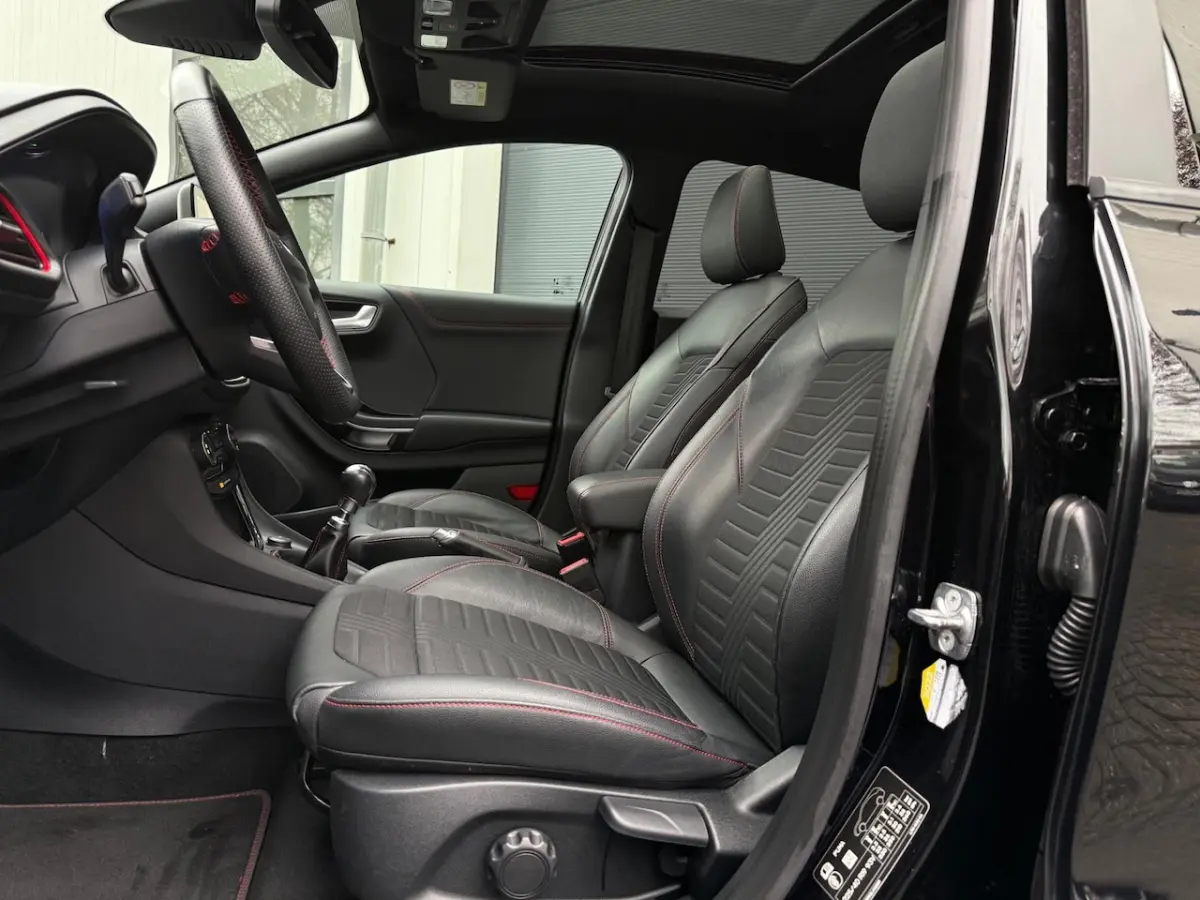 1.0 EcoBoost Hybrid ST-Line X 125 Pk Pano/Navi/LED/Adaptief Cruise/Climate/Camera/Carplay/