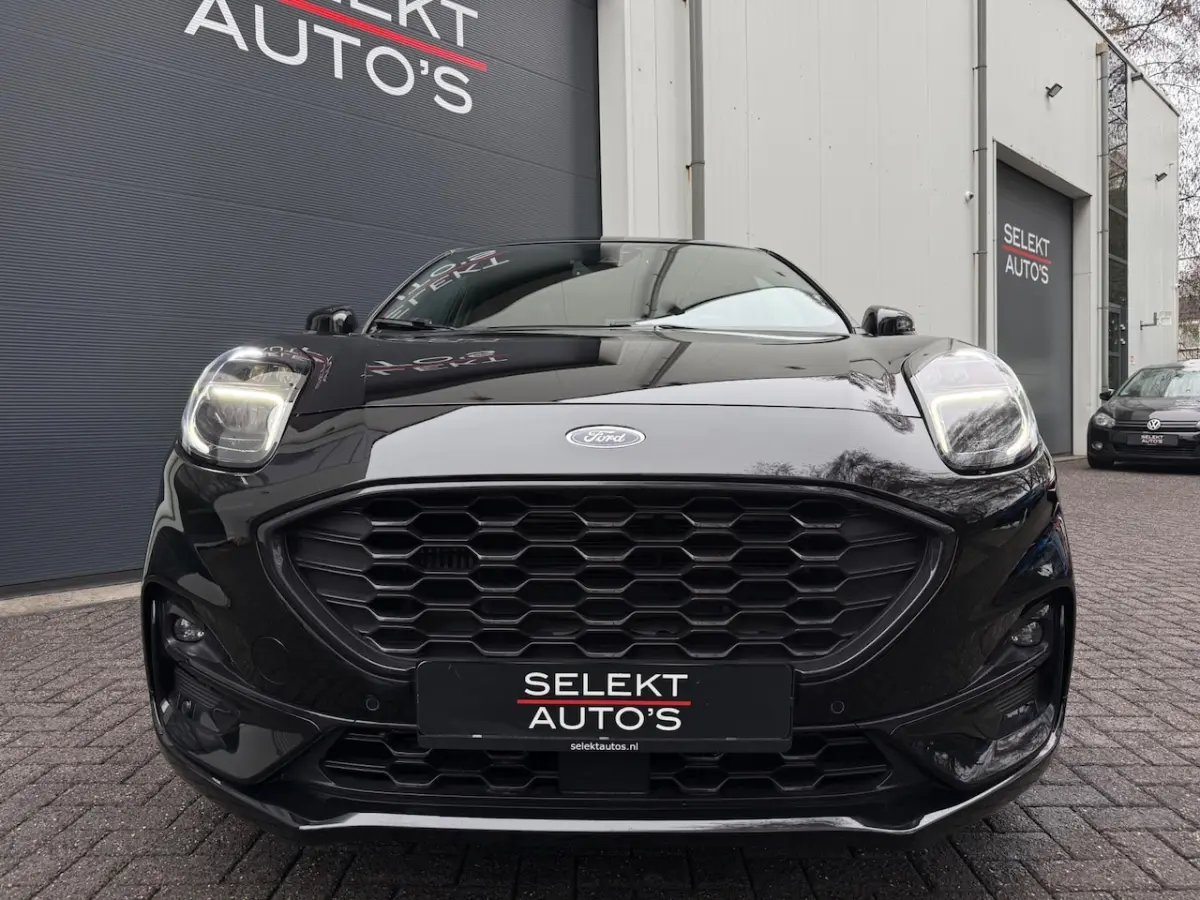 1.0 EcoBoost Hybrid ST-Line X 125 Pk Pano/Navi/LED/Adaptief Cruise/Climate/Camera/Carplay/