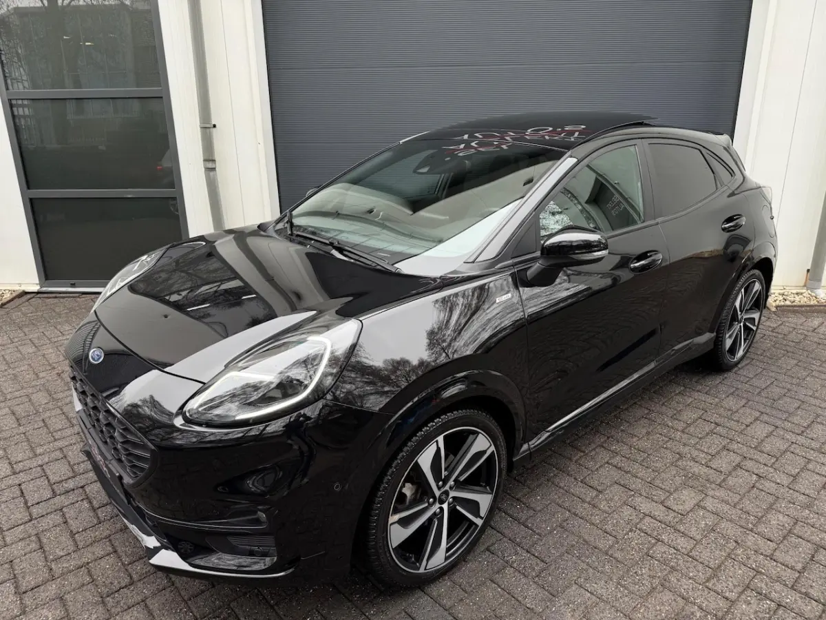1.0 EcoBoost Hybrid ST-Line X 125 Pk Pano/Navi/LED/Adaptief Cruise/Climate/Camera/Carplay/