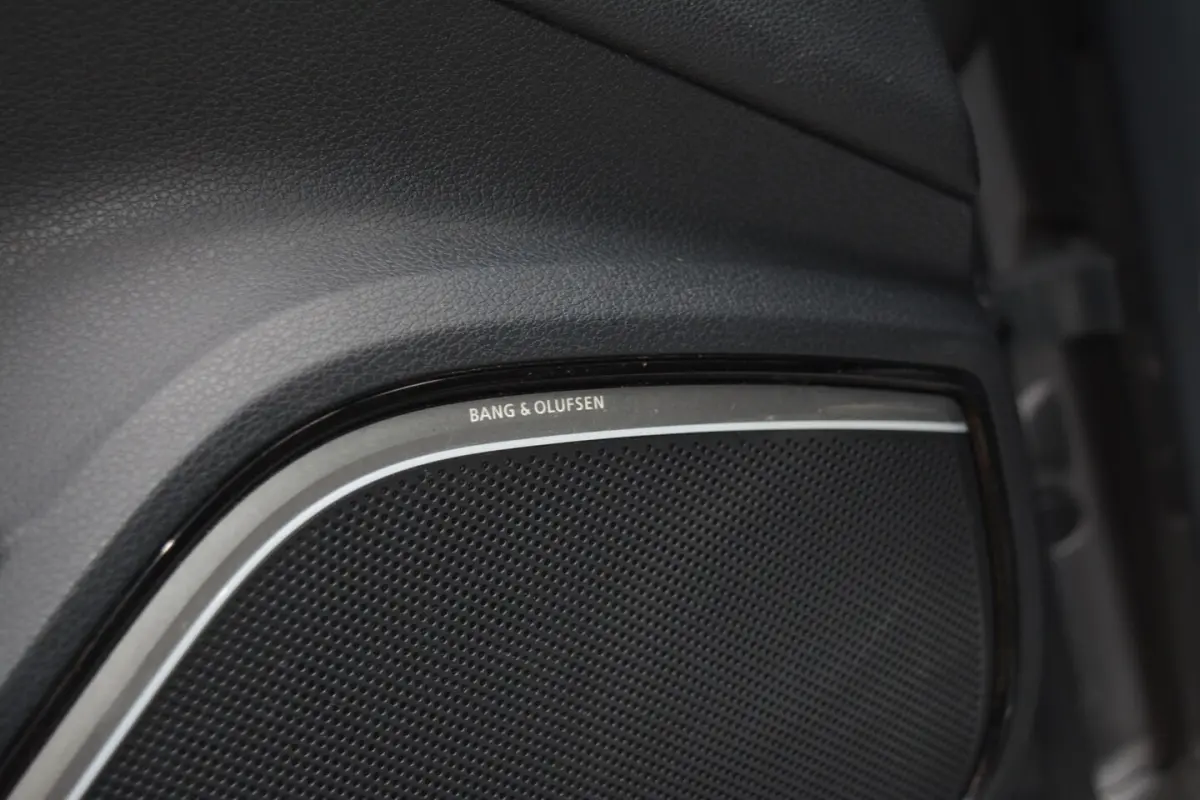 1.4 TFSI S-Line | Led | B&O | Stoel Verwarming |