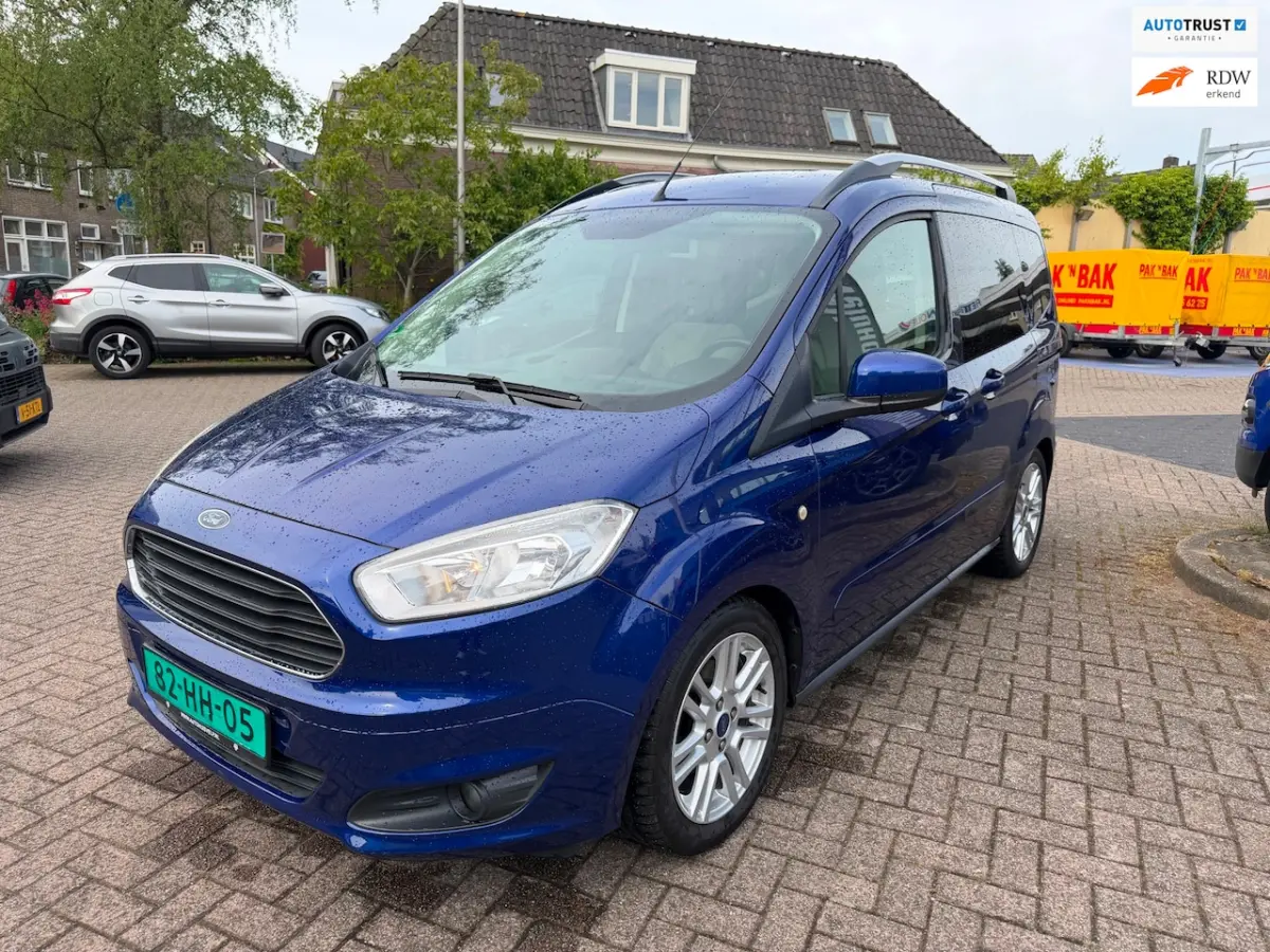 Ford Tourneo Courier 2014 Benzine Handgeschakeld leasen