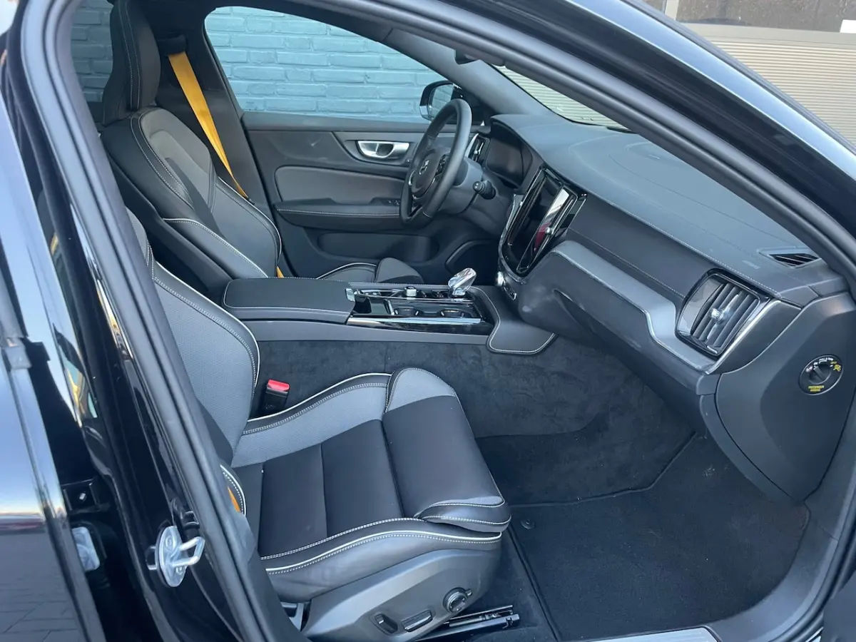 2.0 T8 Plug-in hybrid AWD Polestar Engineered heico pano word verwacht