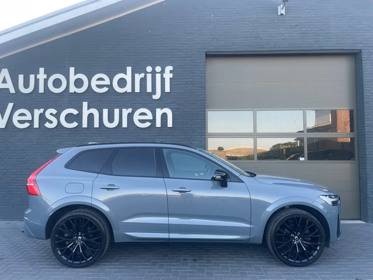 2.0 T6 Plug-in hybrid AWD Ultimate dark heico pano stoelverwarming 22 inch