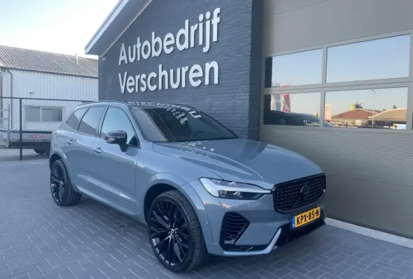 2.0 T6 Plug-in hybrid AWD Ultimate dark heico pano stoelverwarming 22 inch