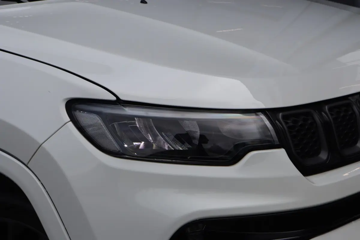 4xe 240 Plug-in Hybrid Electric S | ACC | Camera | Leder |
