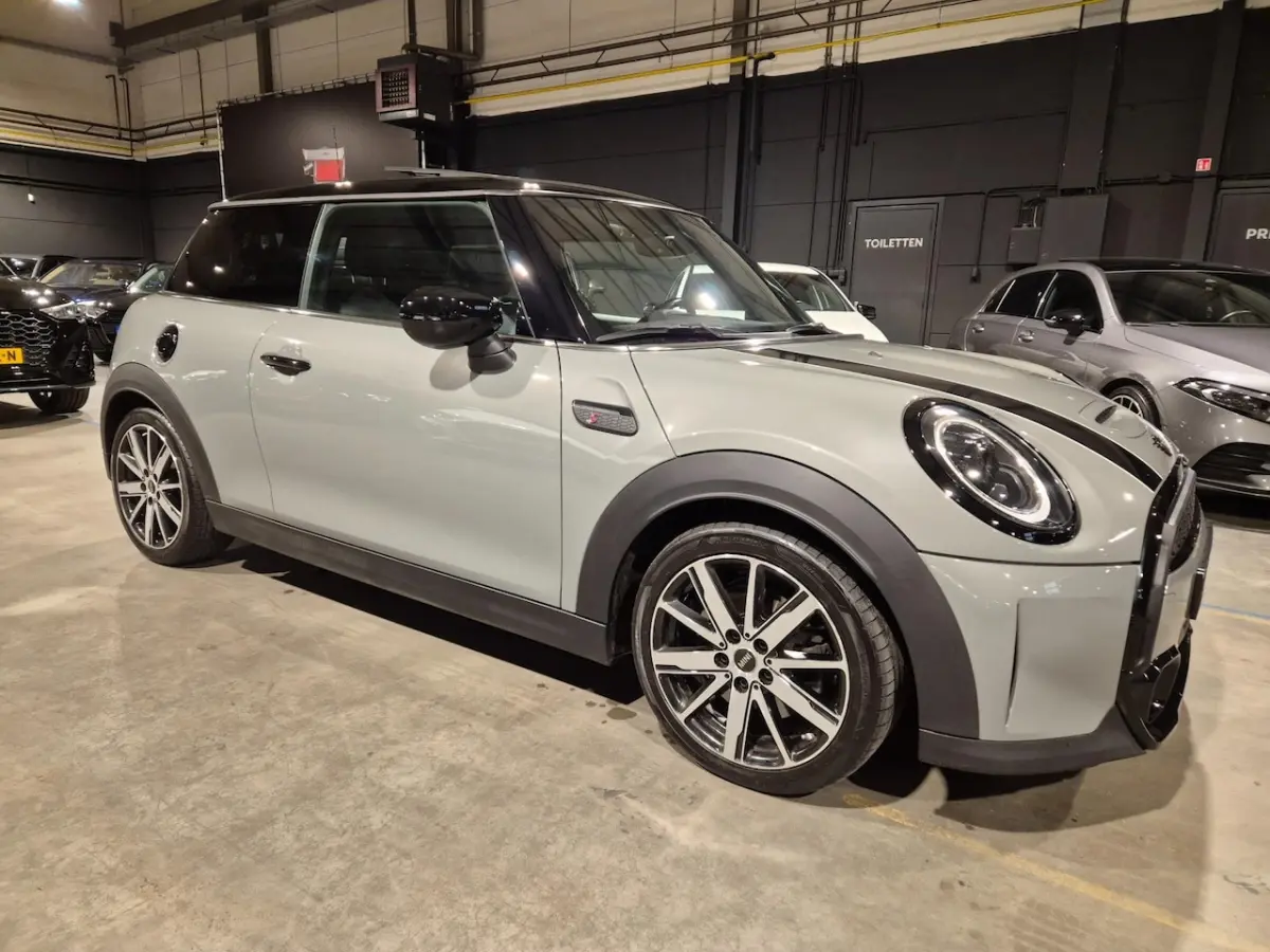 2.0 S - JCW Pack - Panoramadak - Keyless - Camera - Cruise - Clima