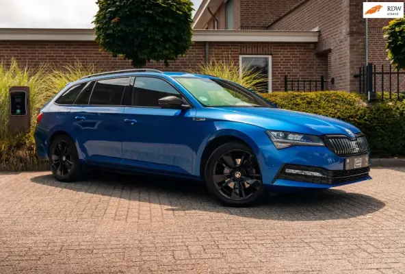 1.4 TSI iV Sportline Business 218 PK Elek.Trekhaak Keyless ACC Camera 18''