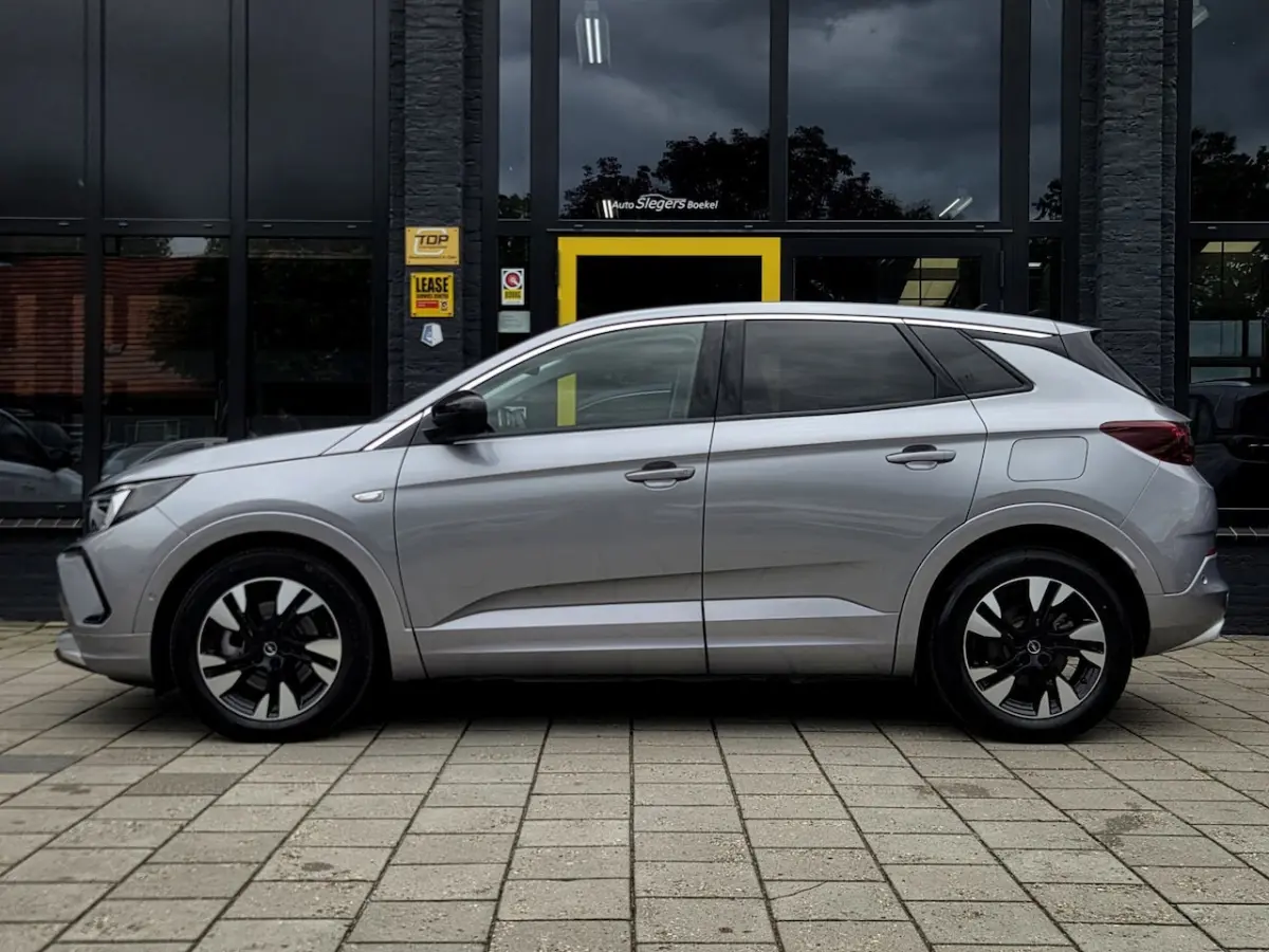 1.6 Turbo Plug-In Hybrid Elegance | Apple Car | Android Auto | Climate | Full Map Navi | E