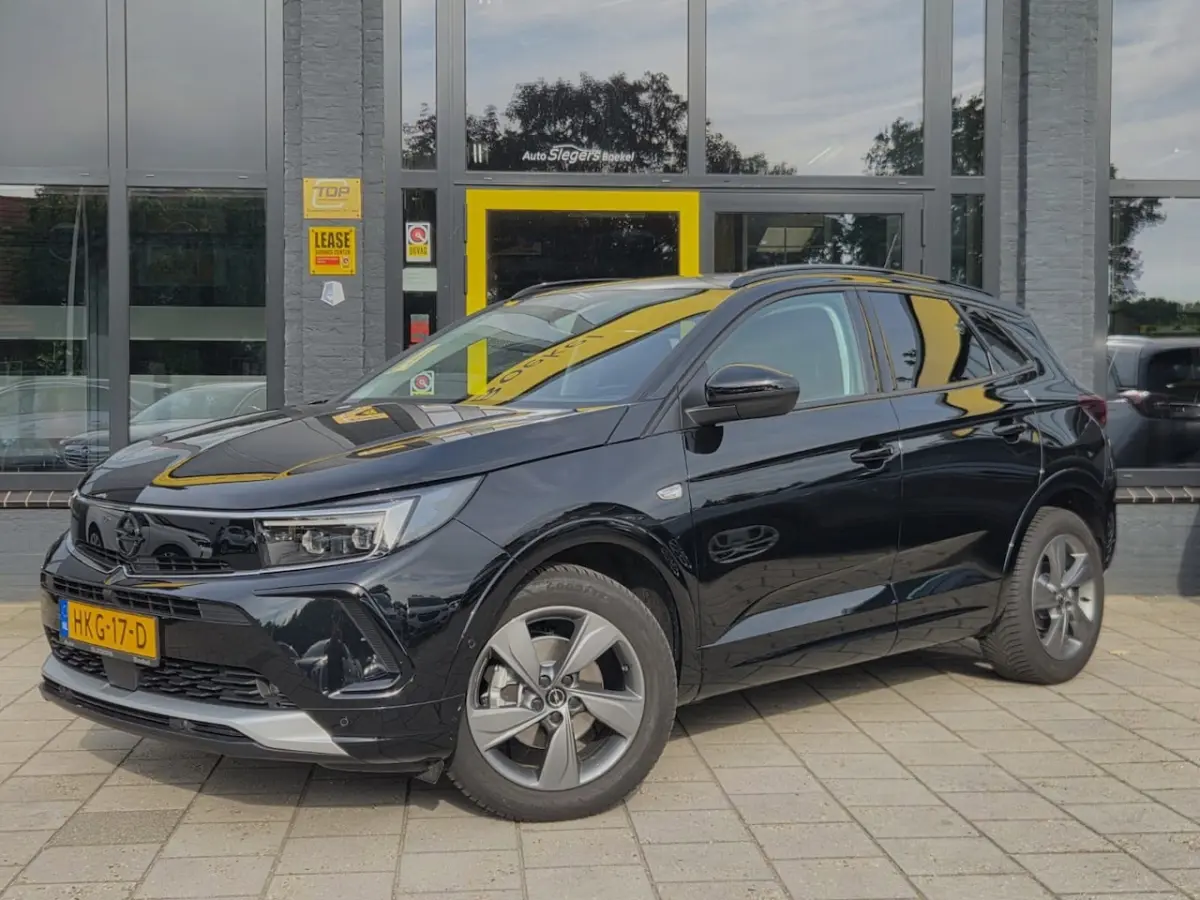 1.2 Turbo Ultimate | Trekhaak | Alcantara Bekleding | Stoelv + Stuurv | Camera + Sensoren
