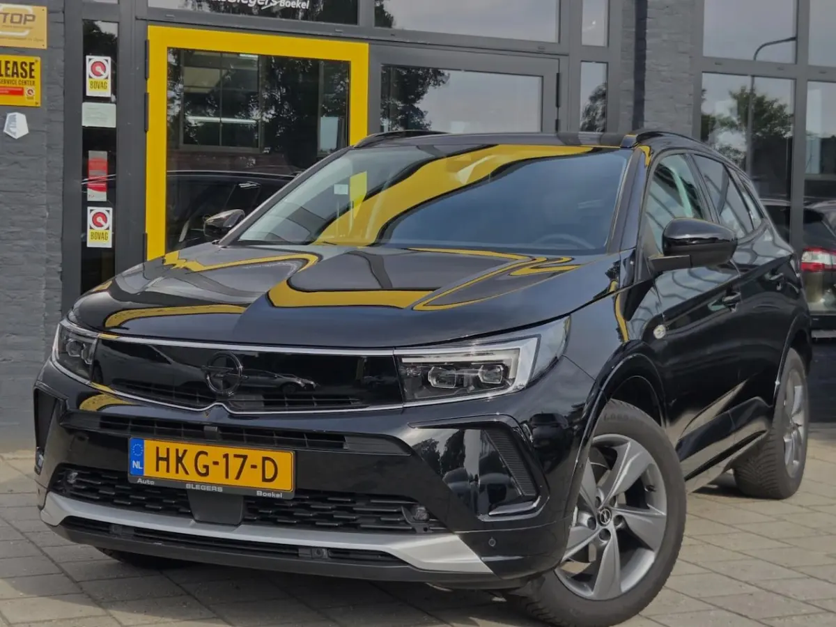 1.2 Turbo Ultimate | Trekhaak | Alcantara Bekleding | Stoelv + Stuurv | Camera + Sensoren