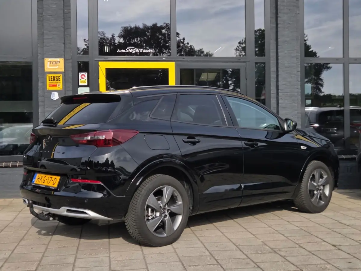1.2 Turbo Ultimate | Trekhaak | Alcantara Bekleding | Stoelv + Stuurv | Camera + Sensoren