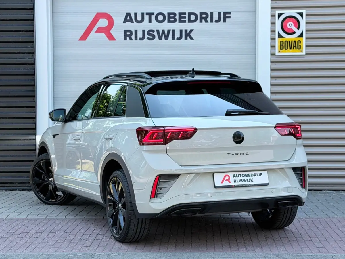 1.5 TSI 3xR-Line Pano/Beats/Camera/IQ.Light