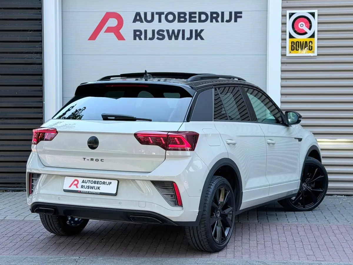 1.5 TSI 3xR-Line Pano/Beats/Camera/IQ.Light