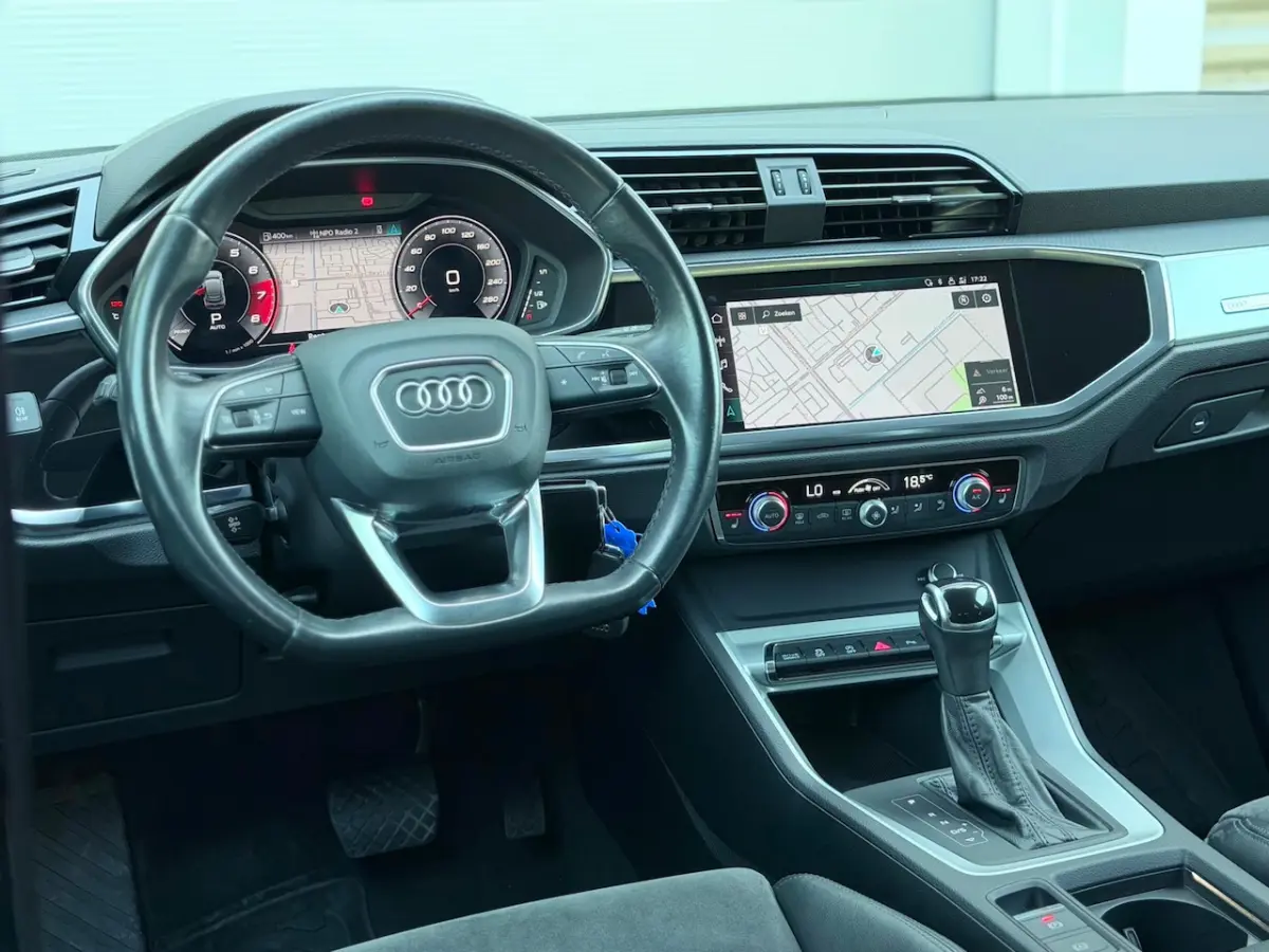 35 TFSI S Edition Matrix/AppleCar/Camera