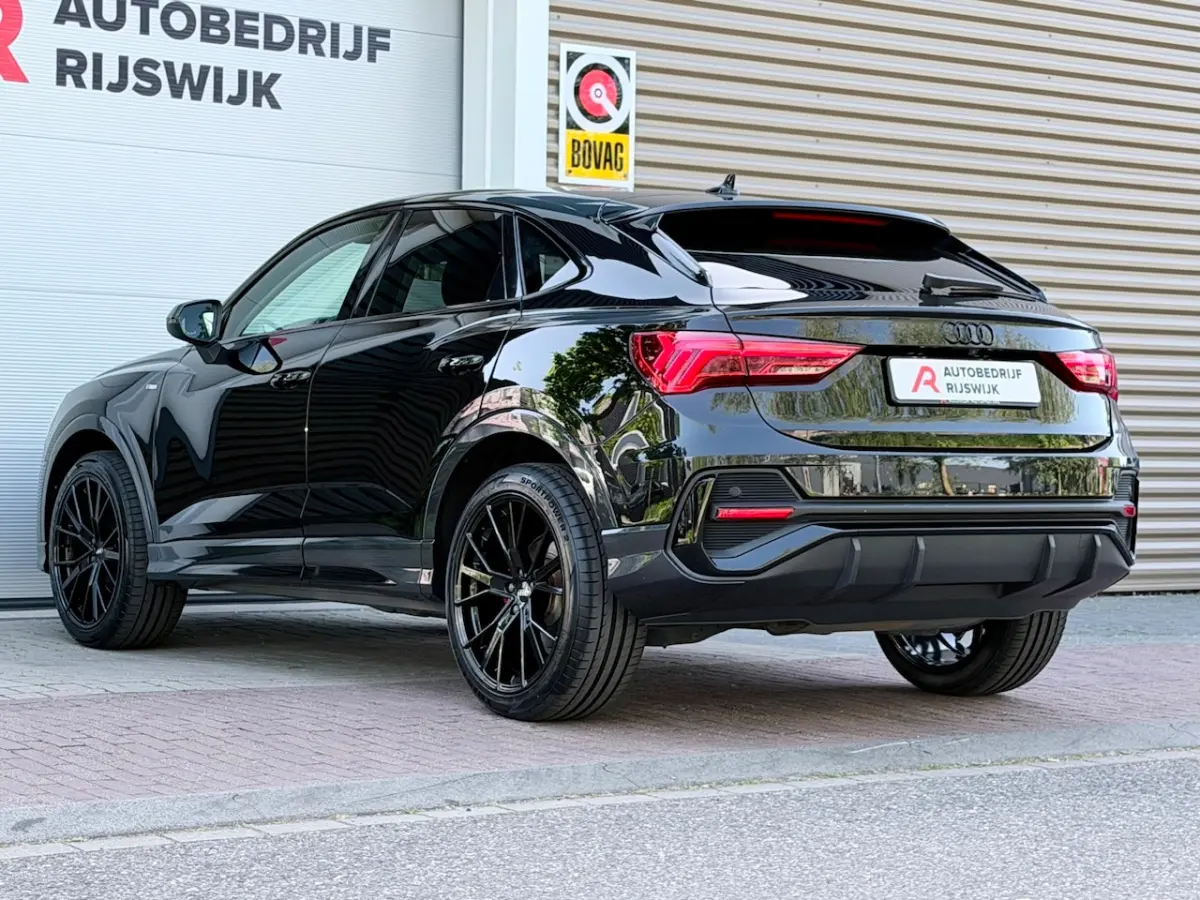 35 TFSI S Edition Matrix/AppleCar/Camera