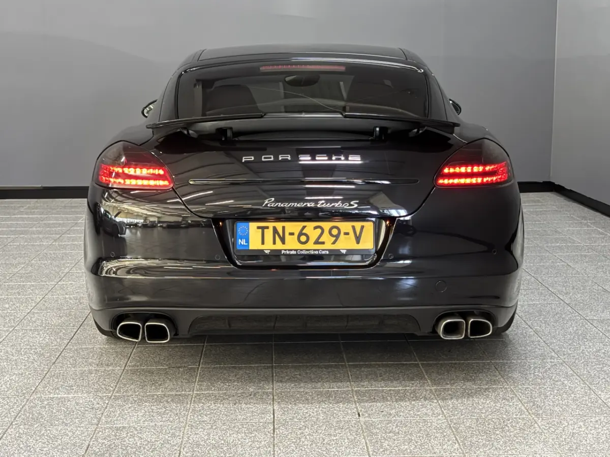 4.8 Turbo Sportchrono|Bose|Leder