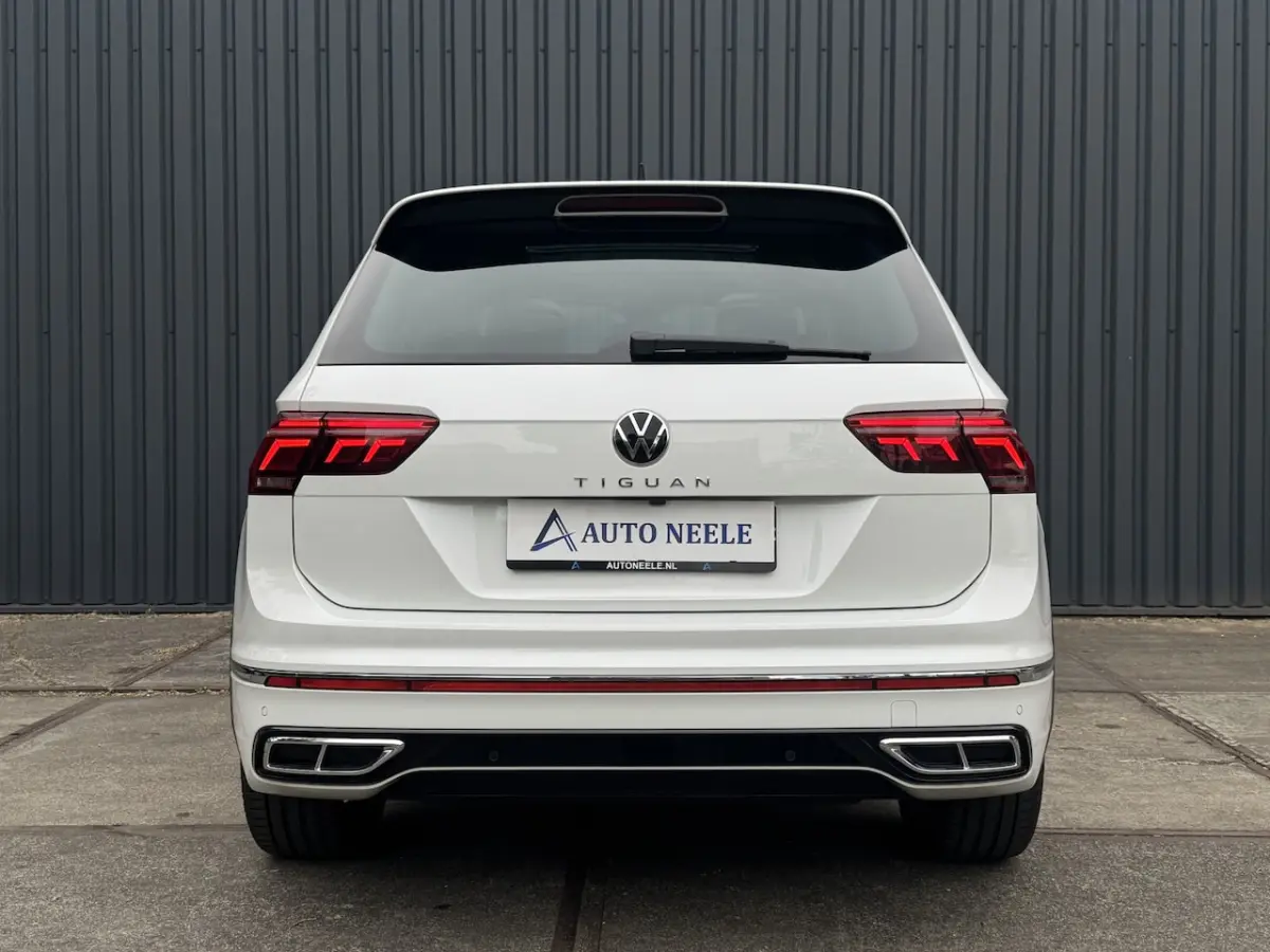 1.5 TSI R-Line 150 pk PANO, Elektr Leder, ACC