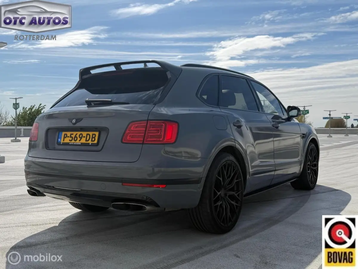 6.0 W12 Mulliner