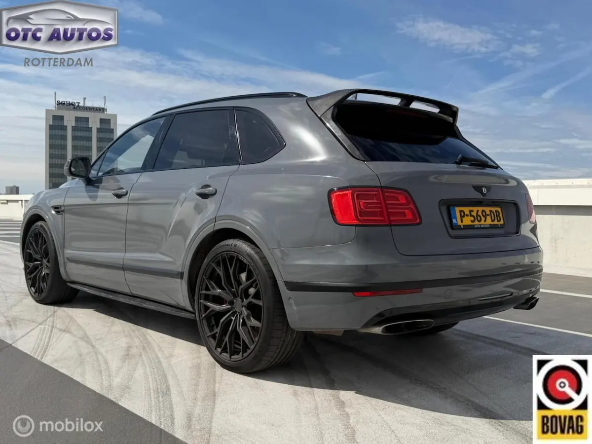 6.0 W12 Mulliner